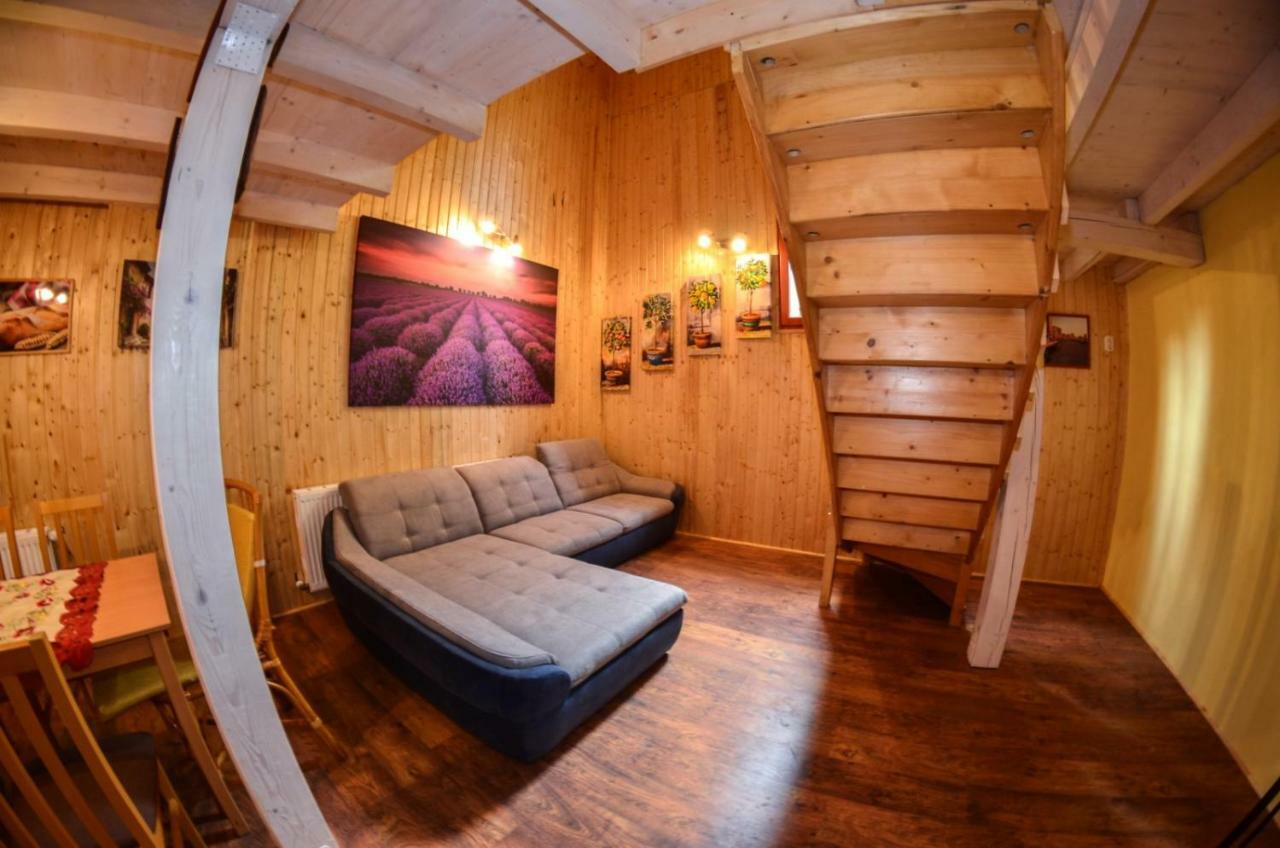 Malom Apartman Derekegyhaz Dış mekan fotoğraf